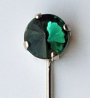 Alfiler cristal verde
