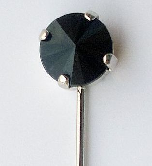 Alfiler cristal negro