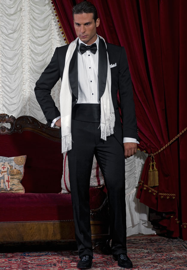 ONGala 603 - Tuxedo in lana nero con fascia e papillon neri