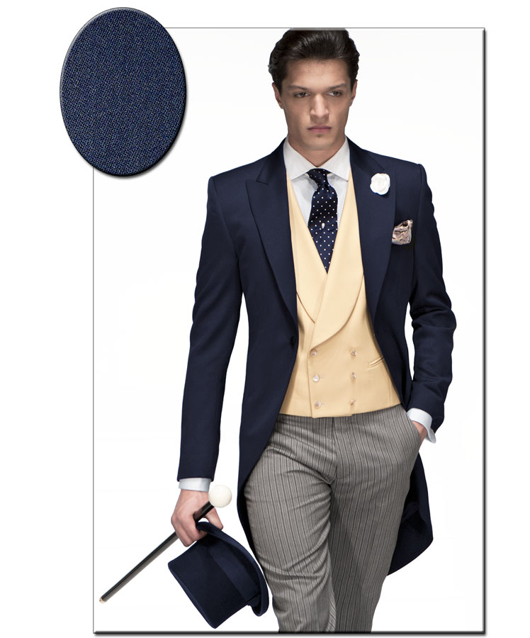 ONGala 98 - Tight con giacca blu, pantalone rigato e gilet doppiopetto beige