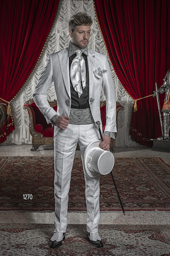 ONGala 1270 - Abito broccato bianco con strass su rever