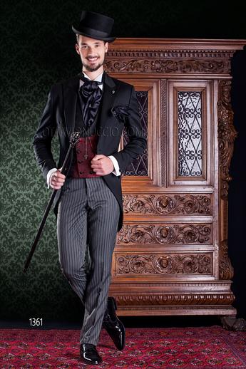 ONGala 1361 - Tight con giacca nera, pantalone rigato e gilet doppiopetto rosso
