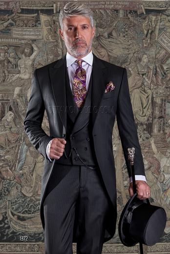ONGala 1372 - Tight gessato nero con gilet sciallato doppiopetto