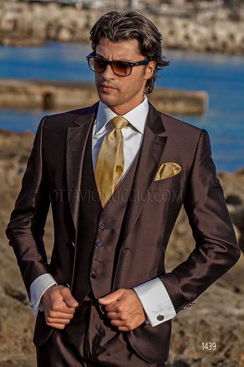 ONGala 1439 - Abito stile hipster marrone in shantung con gilet a tono