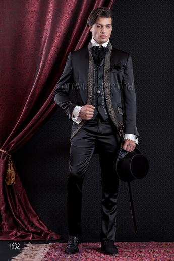 ONGala 1632 - Coreana redingote in satin nero con passamaneria di strass