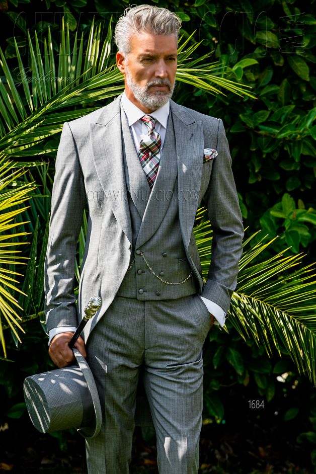 ONGala 1684 - Tight sposo grigio chiaro classico tre pezzi