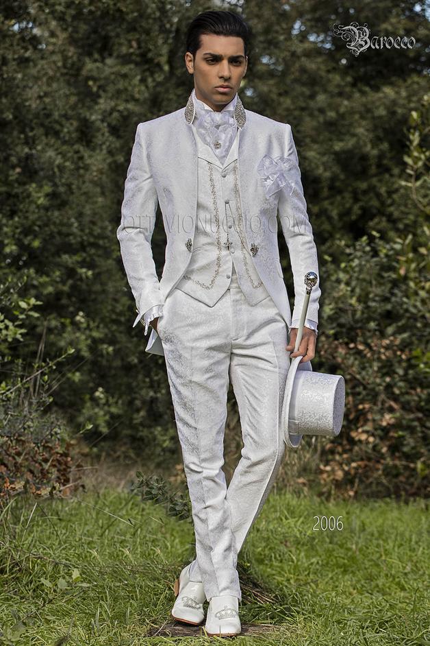 ONGala 2006 - Vestito damascato da sposo stile barocco bianco
