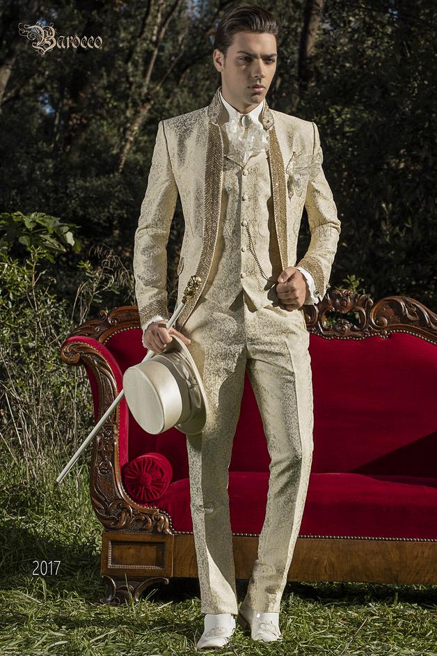 ONGala 2017 - Vestito da sposo damascato stile barocco beige con strass oro