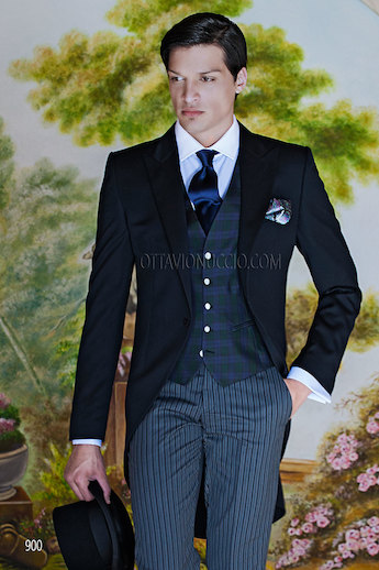 ONGala 900 - Abito da cerimonia con Giacca Tight nera in satin di pura lana e gilet blu