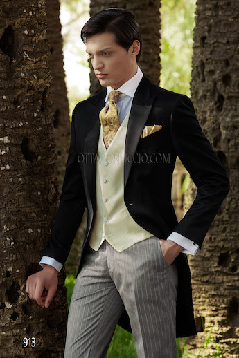 ONGala 913 - Abito da sposo con Giacca Tight nera in satin di pura lana e gilet avorio chiaro