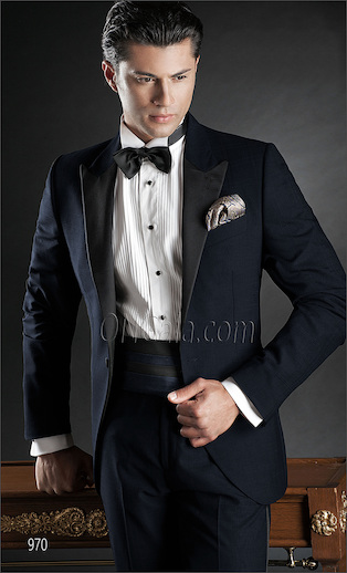 Scopri la collezione Black Tie